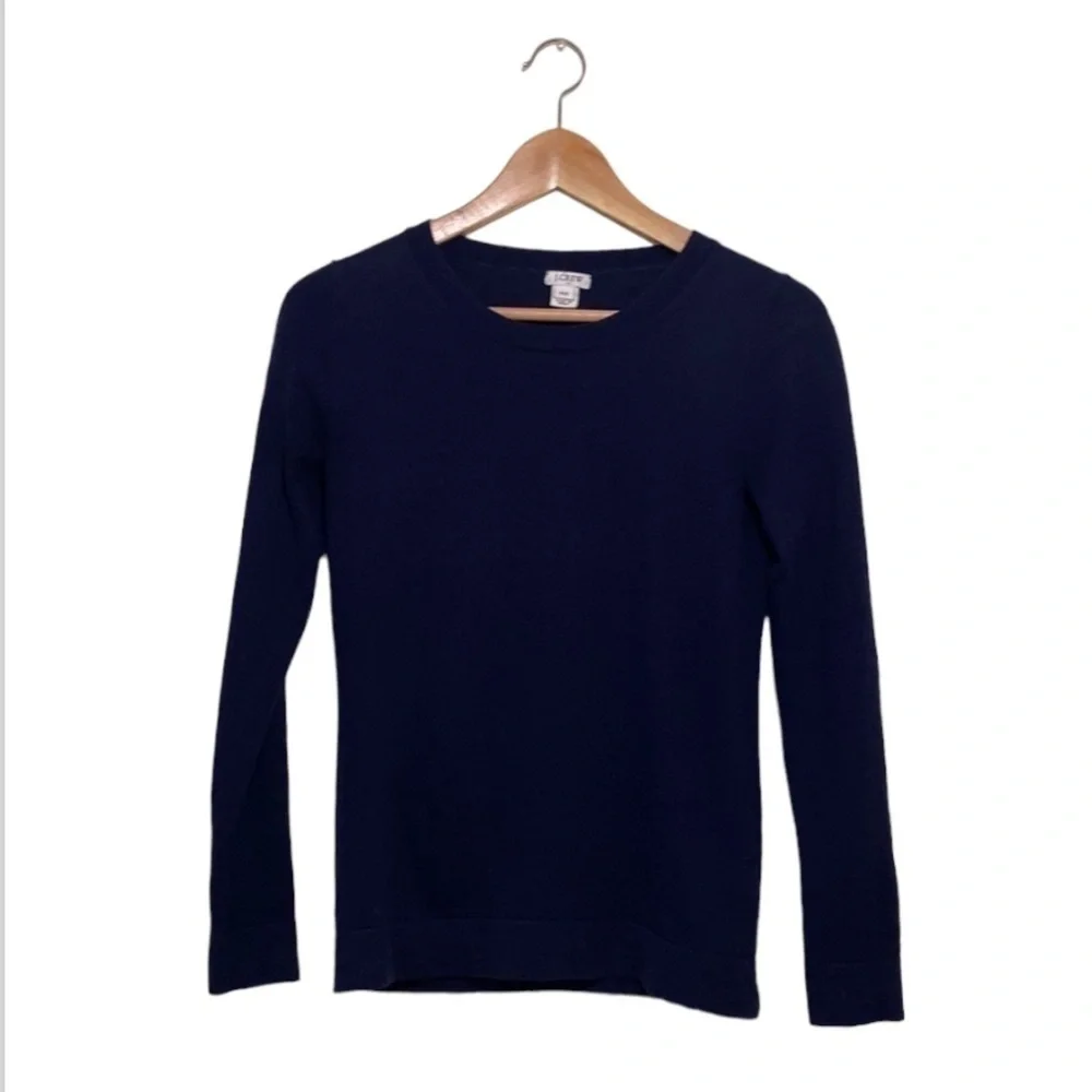 J. Crew cotton navy crew neck sweater. Size XXS
